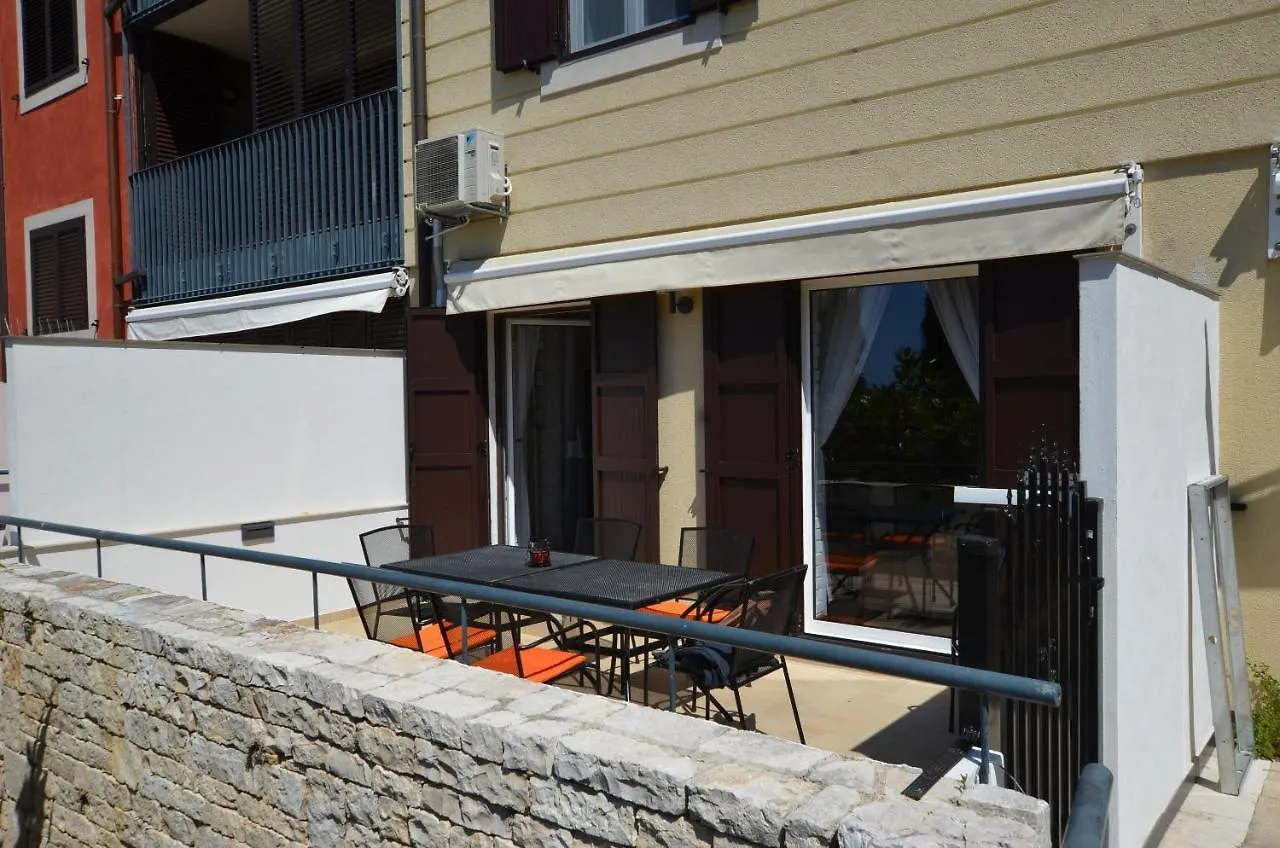 Apartment Max Rovinj 0*,