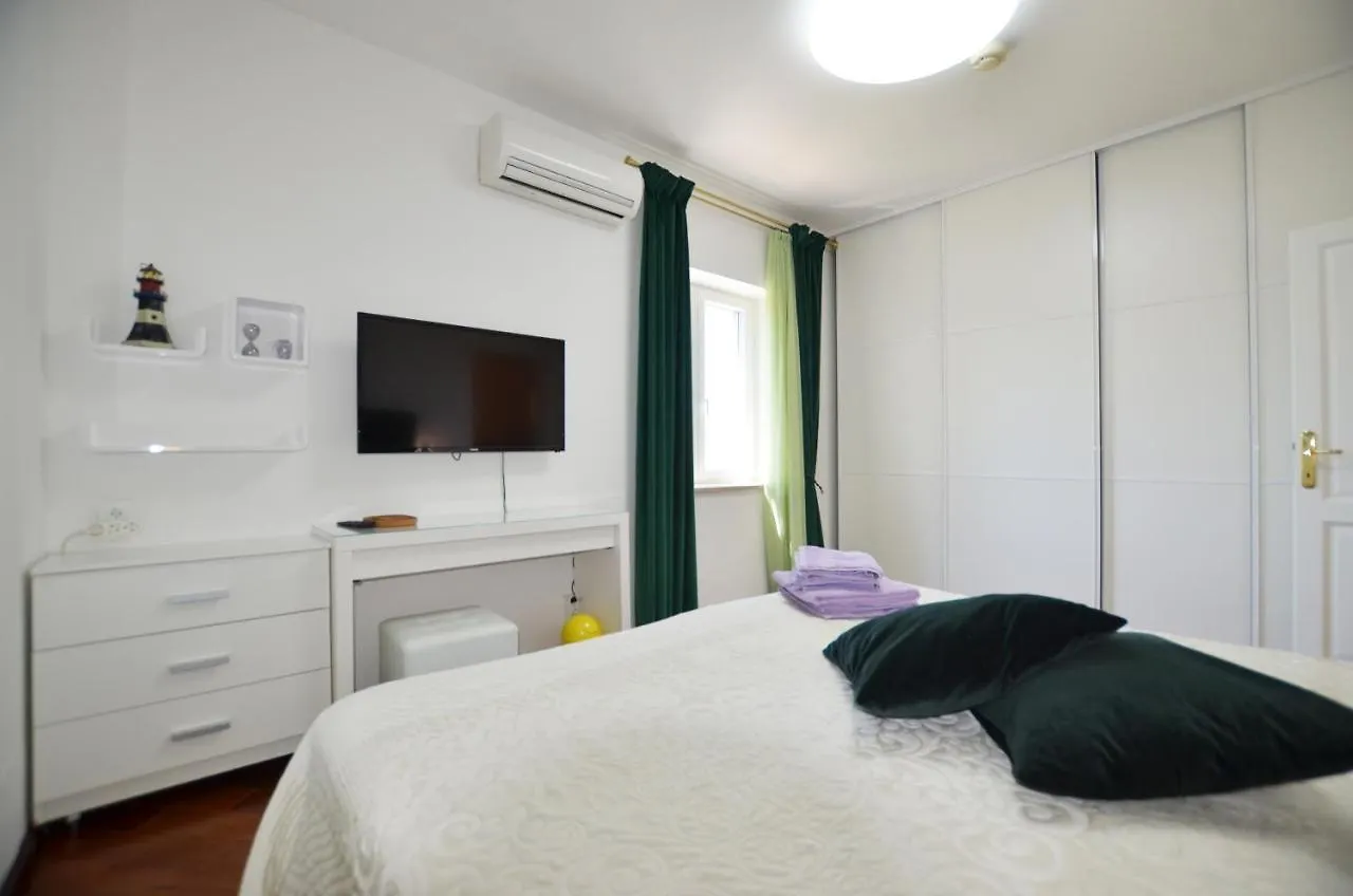 Apartment Max Rovinj 0*,